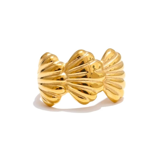 Shelly Ring